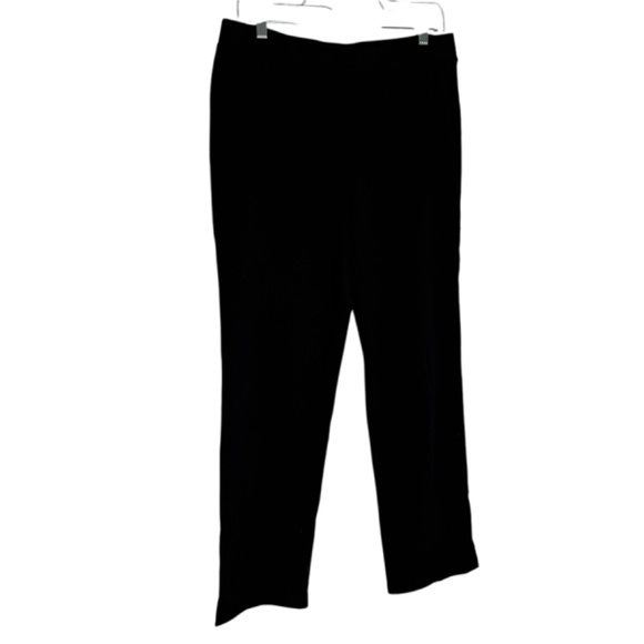 NWOT Chico's Weekends Black Single Back Pocket Joggers Size 1 Regular - Picture 2 of 7